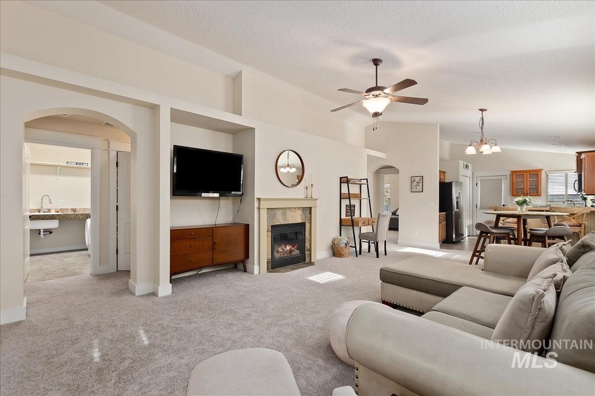 5972 Rising Sun Way Property Photo 6