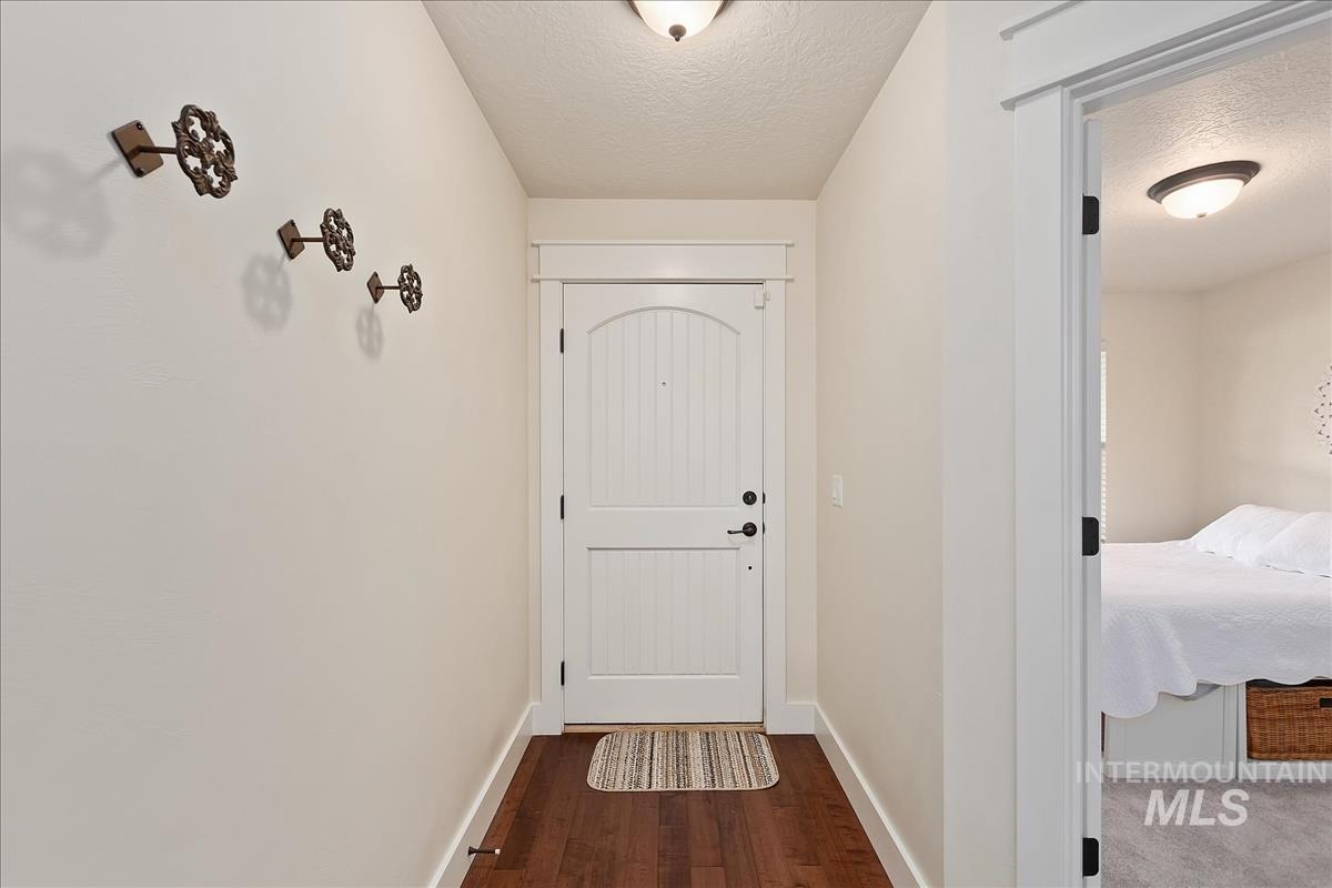 5972 Rising Sun Way Property Photo 7