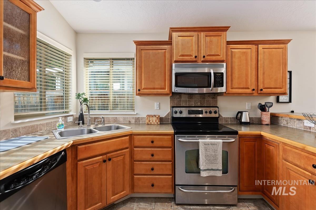 5972 Rising Sun Way Property Photo 11