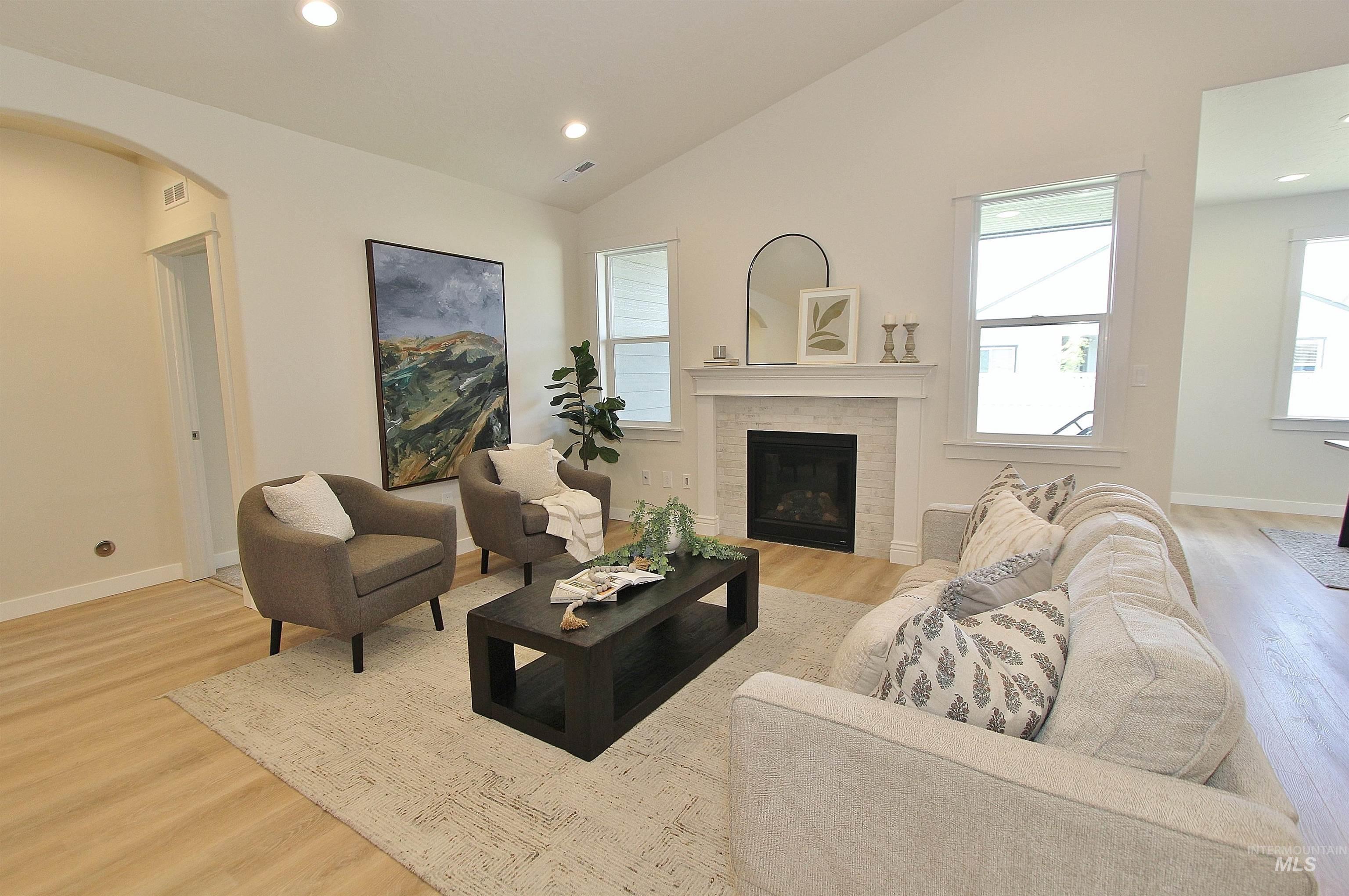 7615 W Itasco Dr Property Photo 4