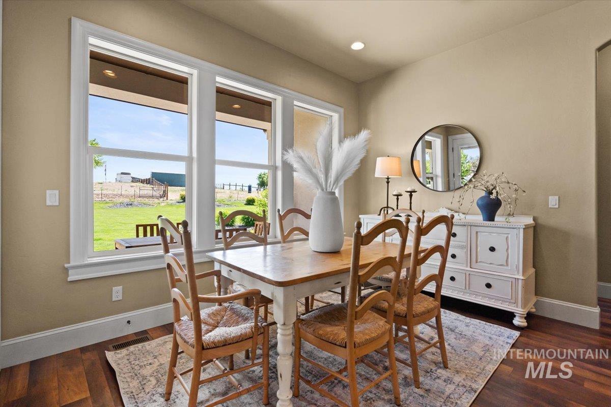 9879 Moon Shadow Ct Property Photo 11
