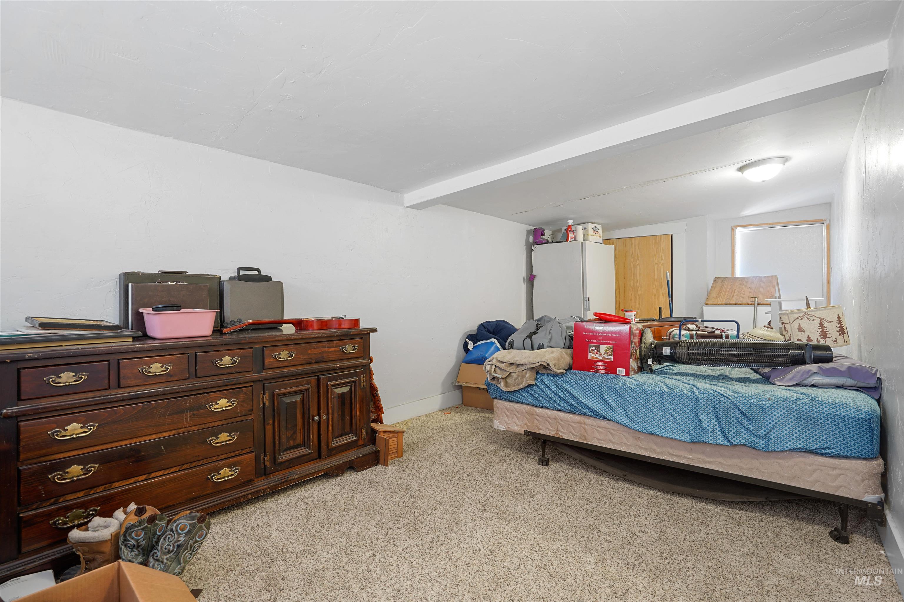 1751 Miller Ave Property Photo 9