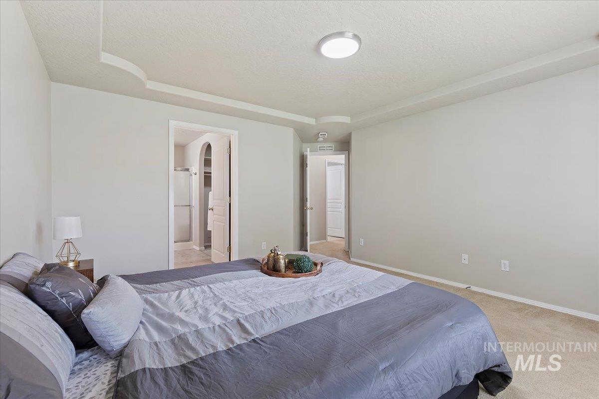 1008 Redwing St Property Photo 20