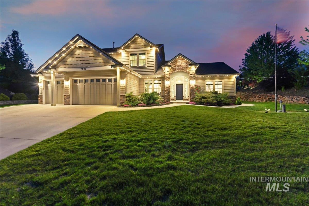 7022 Top Rim Way Property Photo 1