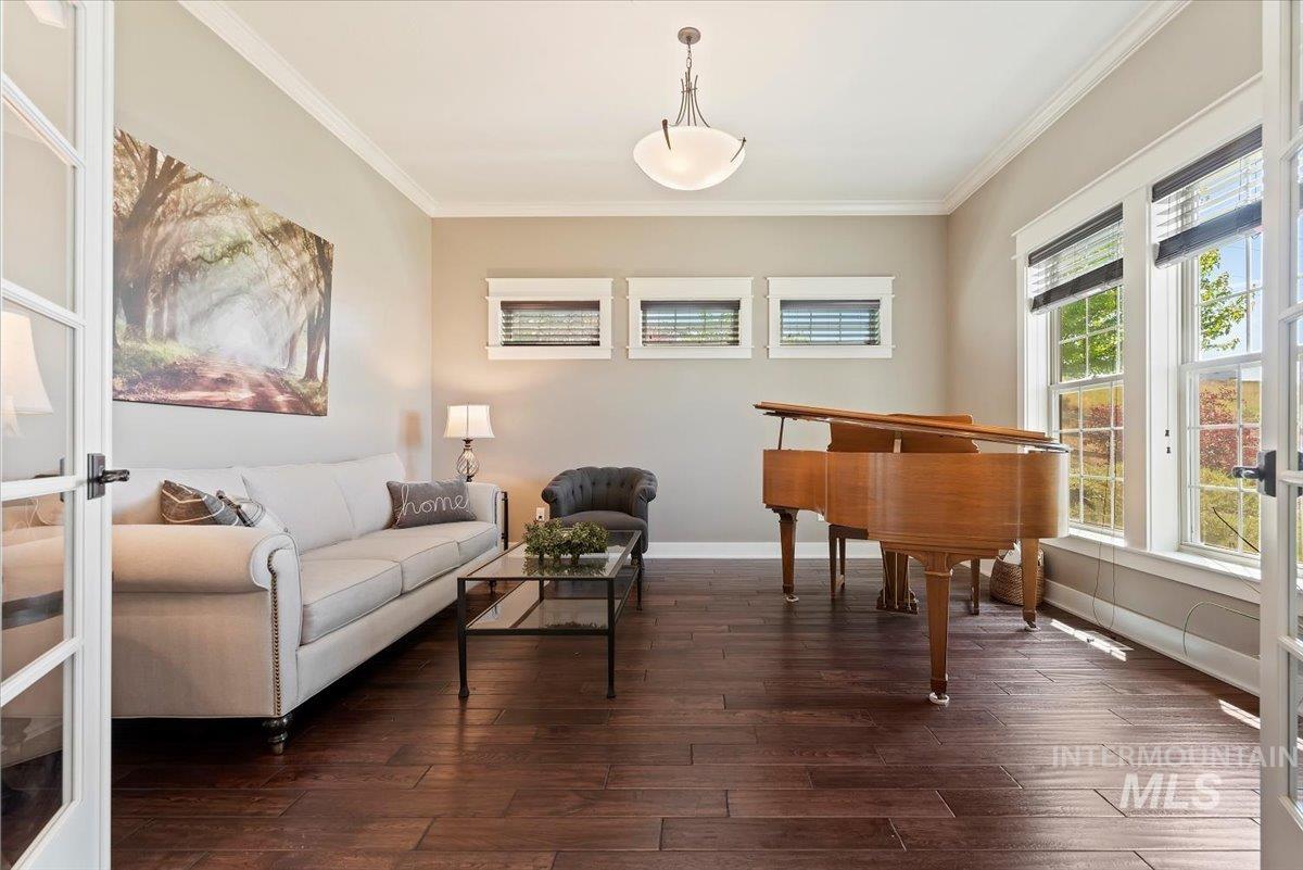 7022 Top Rim Way Property Photo 2
