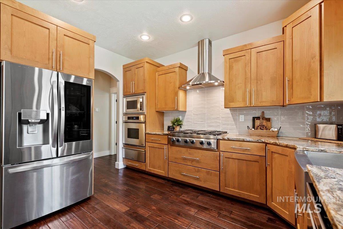 7022 Top Rim Way Property Photo 4
