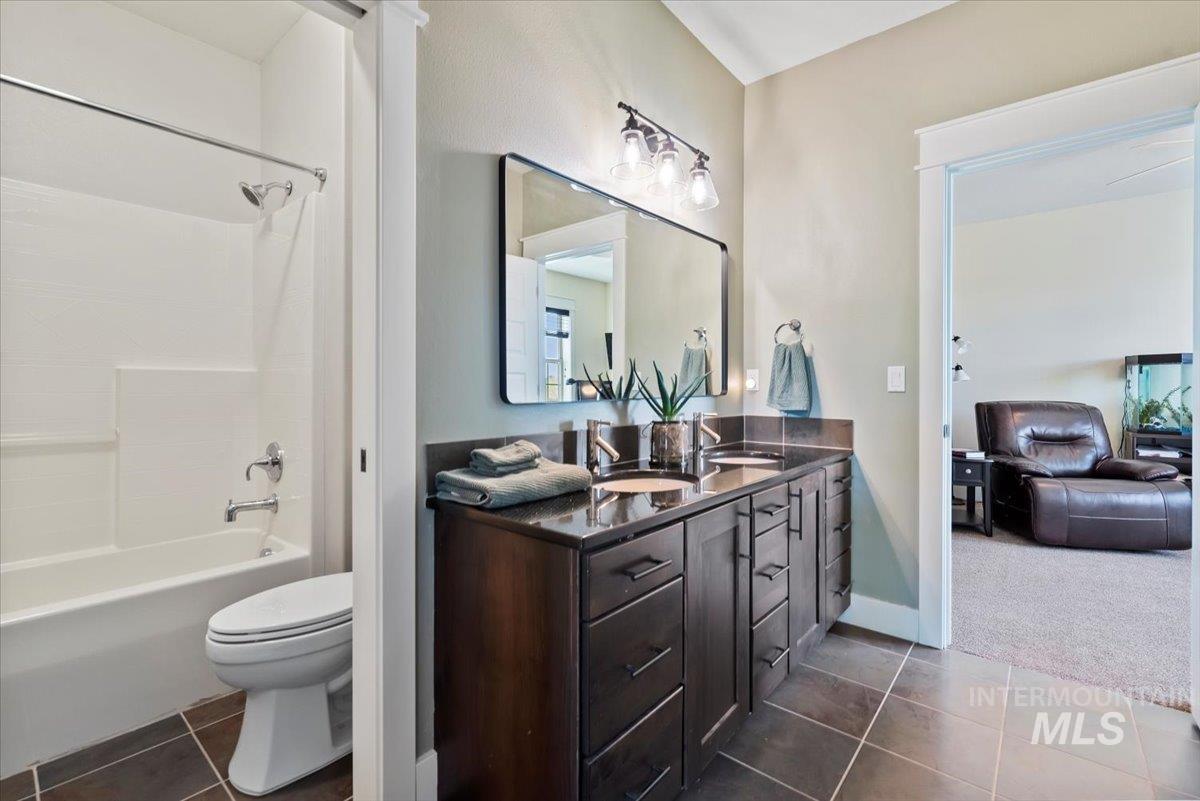 7022 Top Rim Way Property Photo 24