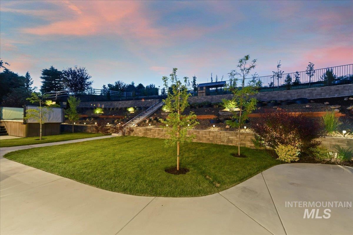 7022 Top Rim Way Property Photo 38