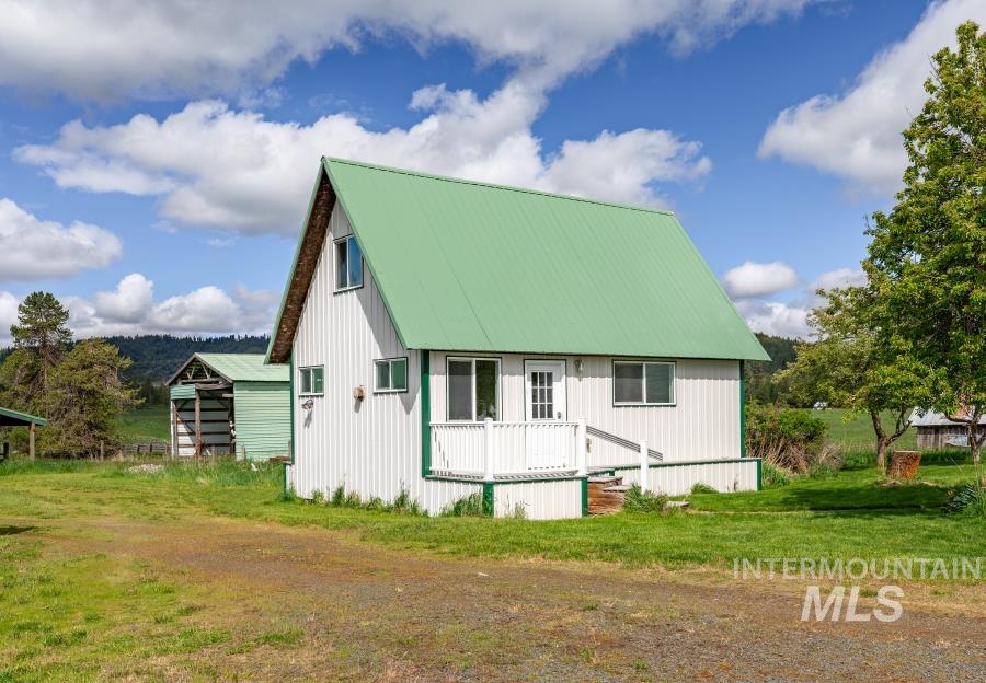 374484 Highway 95 Property Photo 26