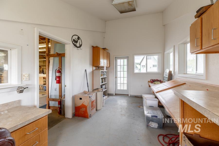 374484 Highway 95 Property Photo 37