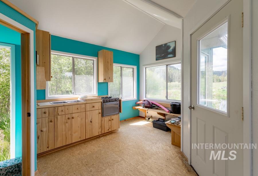 374484 Highway 95 Property Photo 41