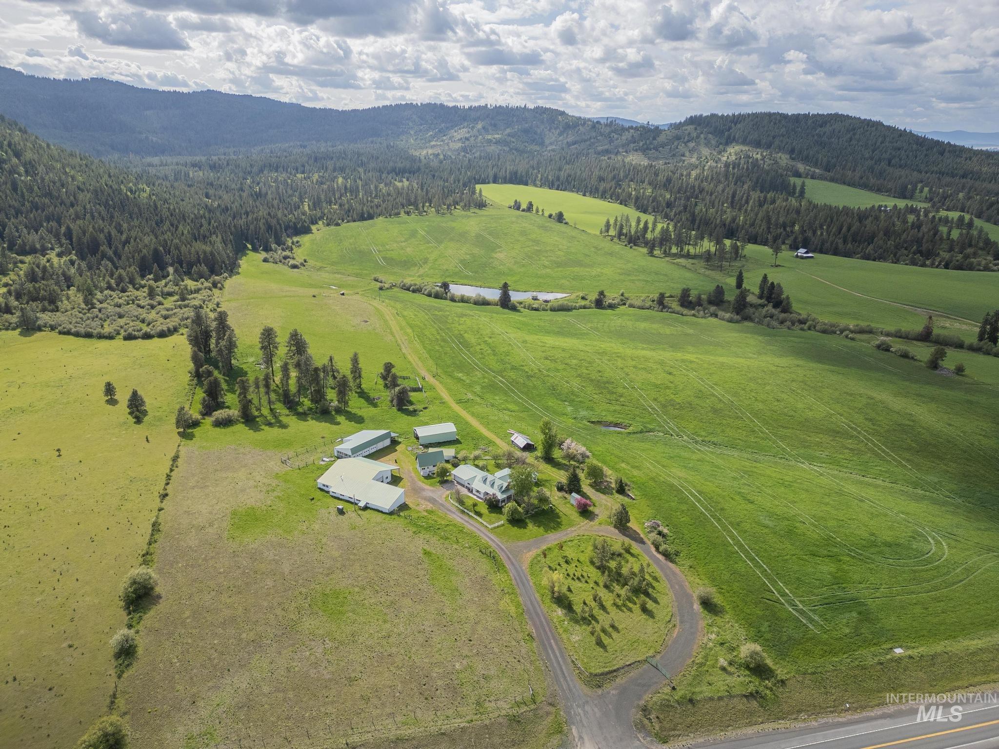 374484 Highway 95 Property Photo 48