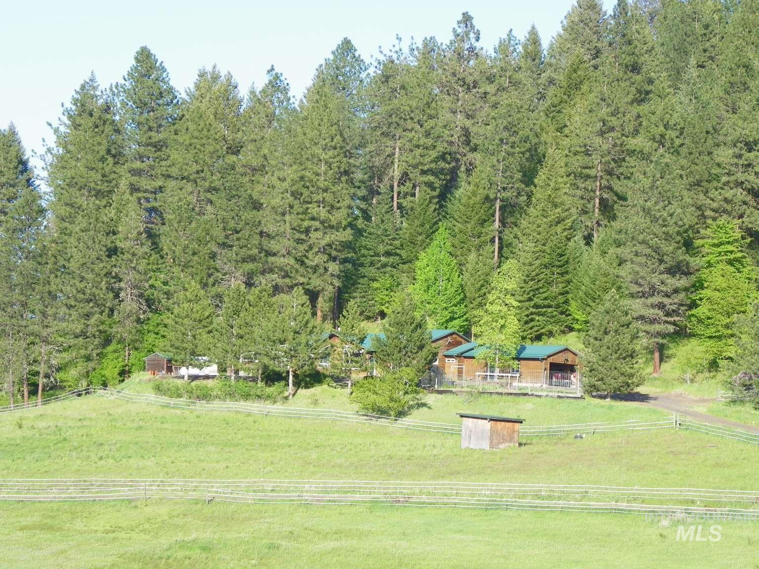 263 Sill Creek Property Photo 3