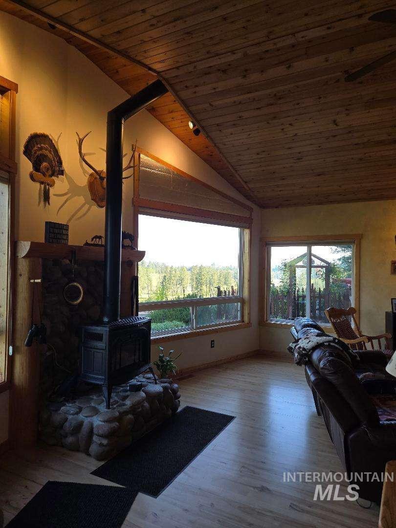 263 Sill Creek Property Photo 13