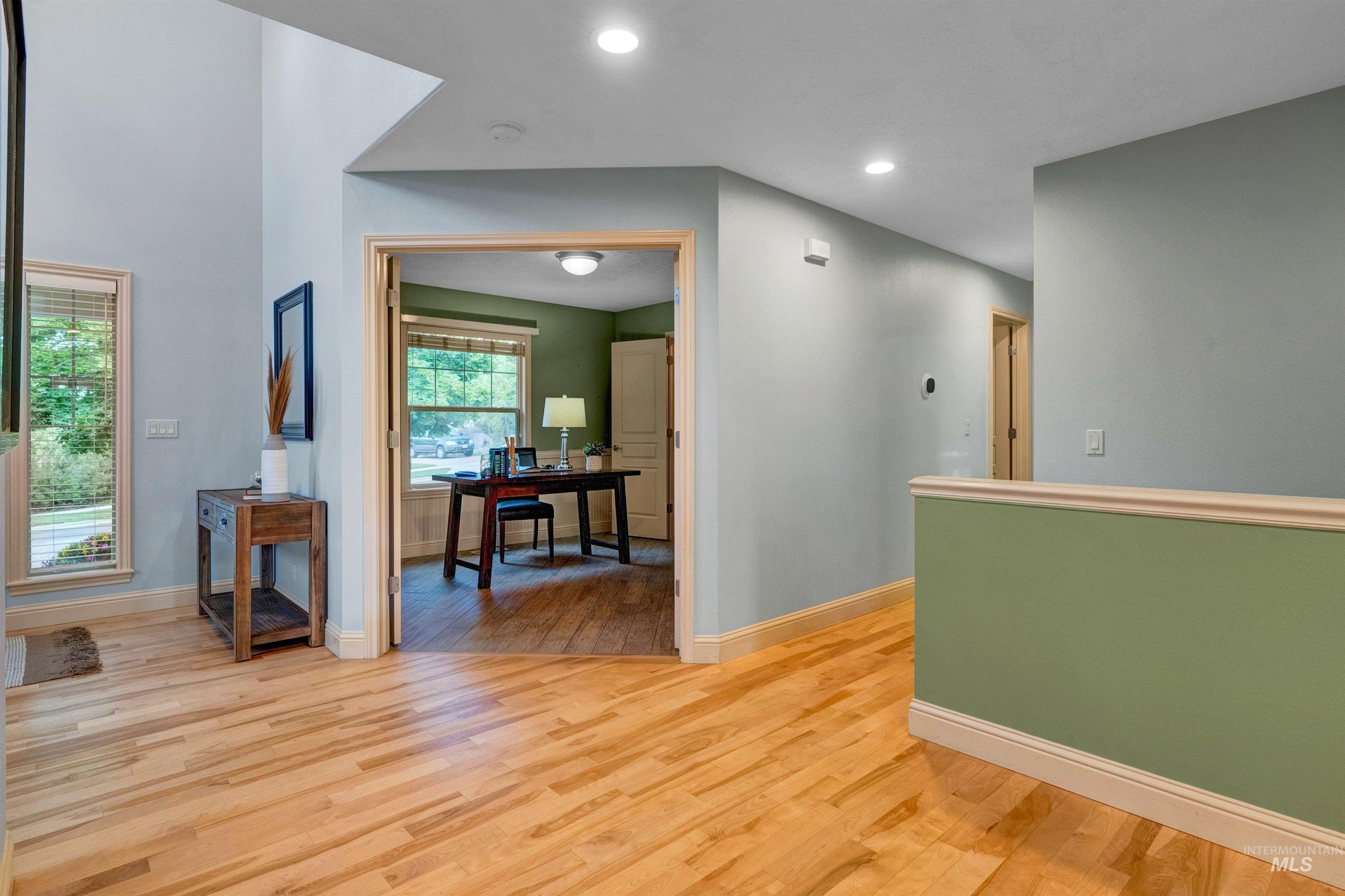 12875 N Schick's Ridge Road Property Photo 8