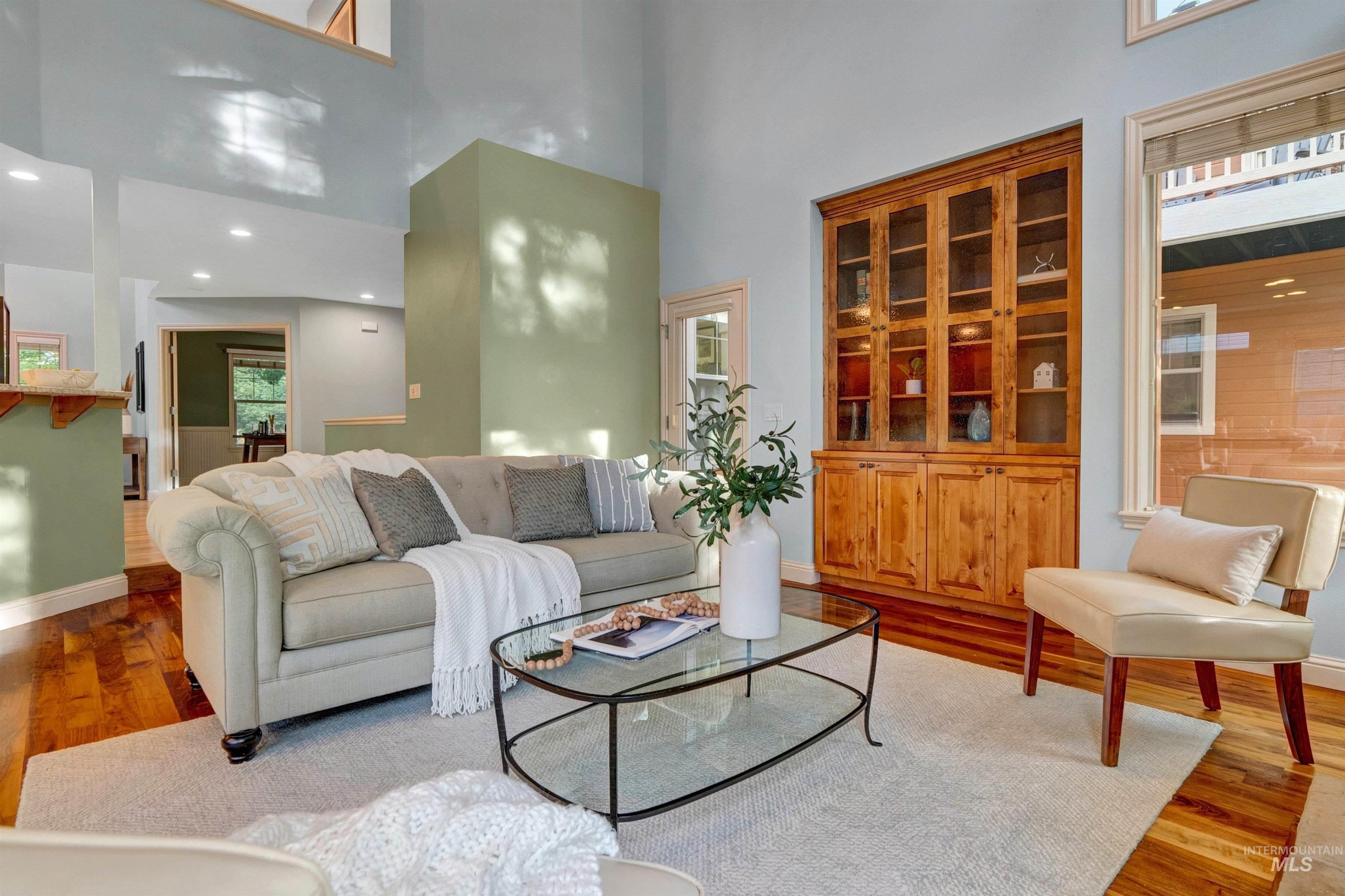 12875 N Schick's Ridge Road Property Photo 14
