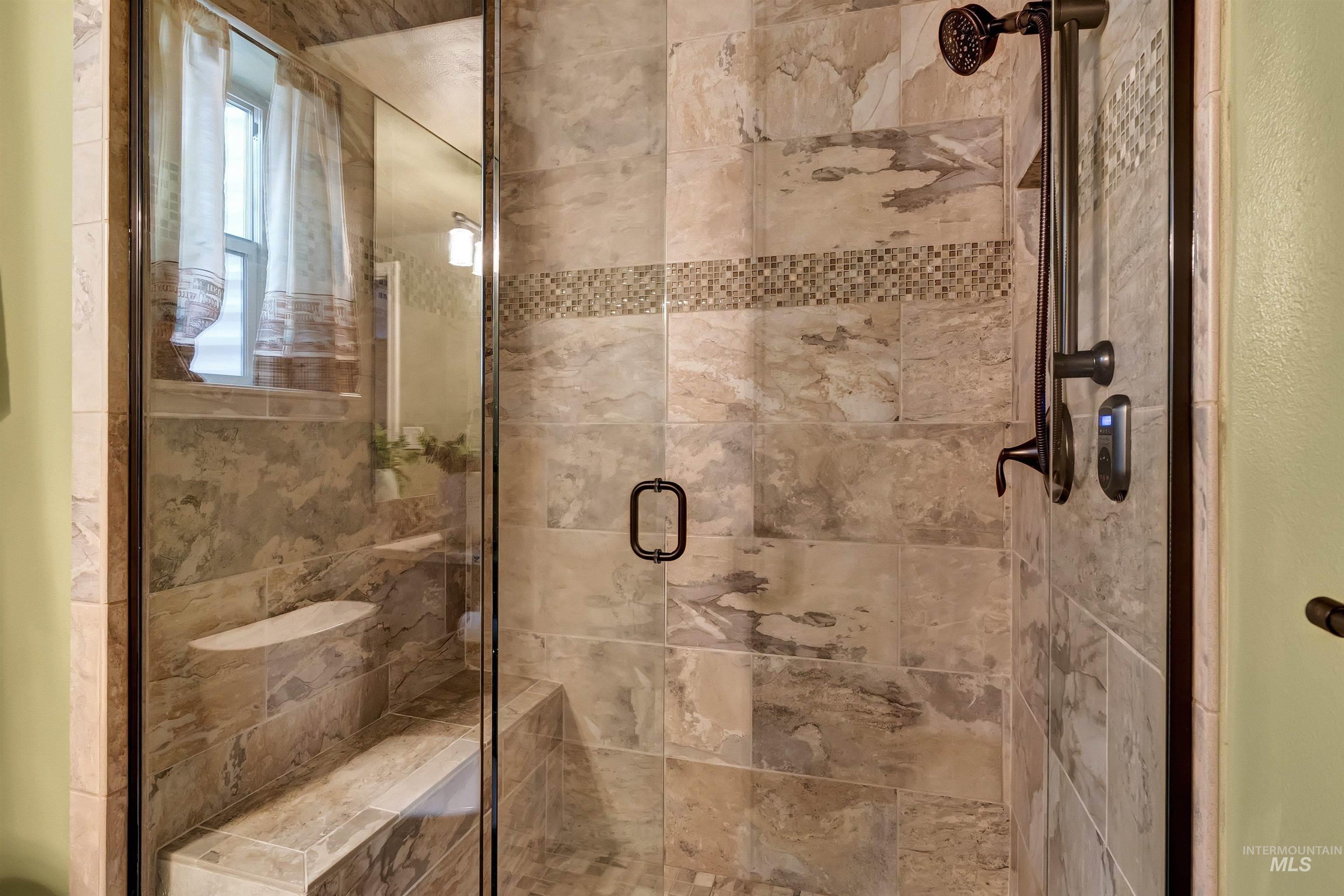 12875 N Schick's Ridge Road Property Photo 28