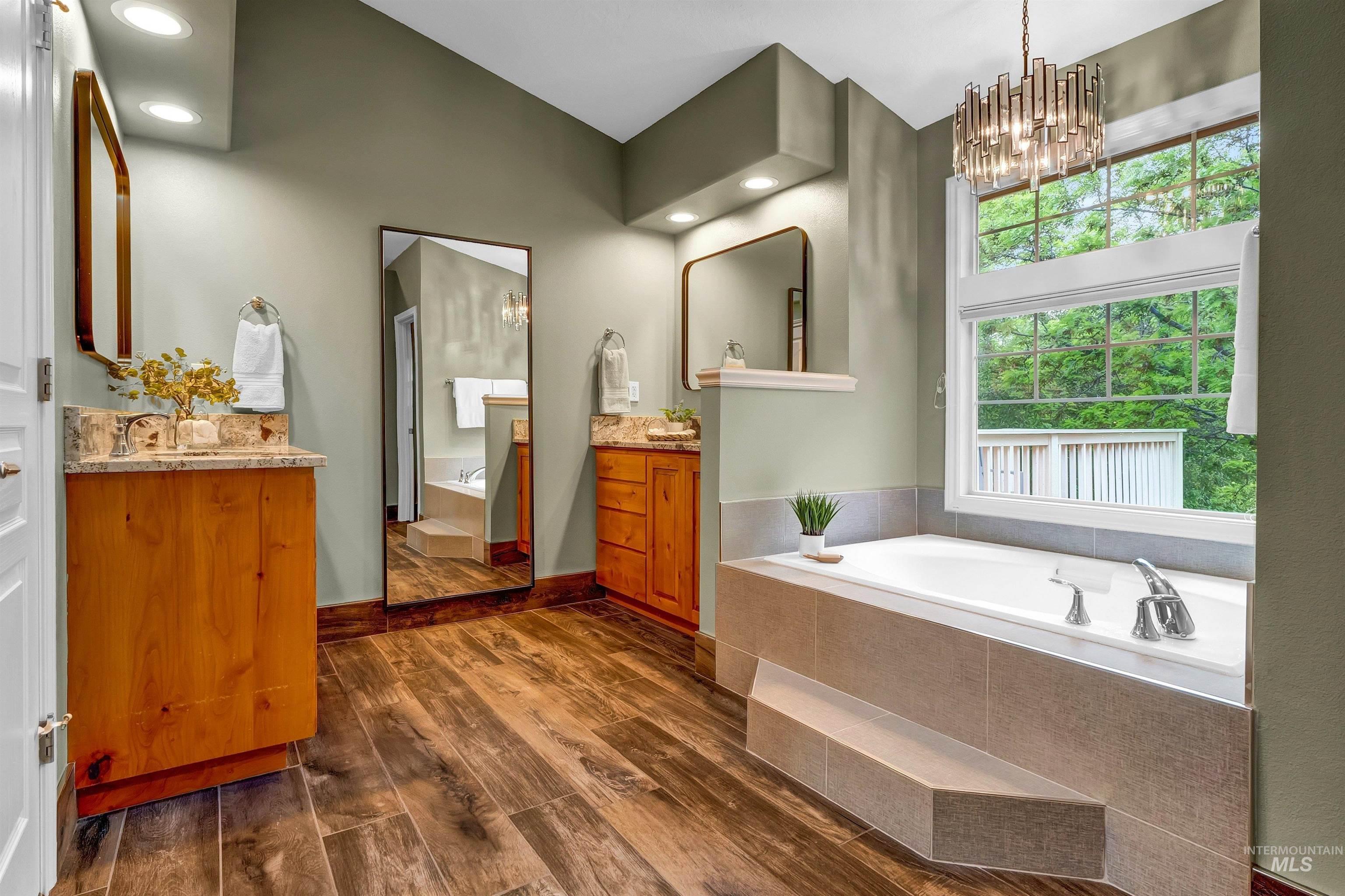 12875 N Schick's Ridge Road Property Photo 38