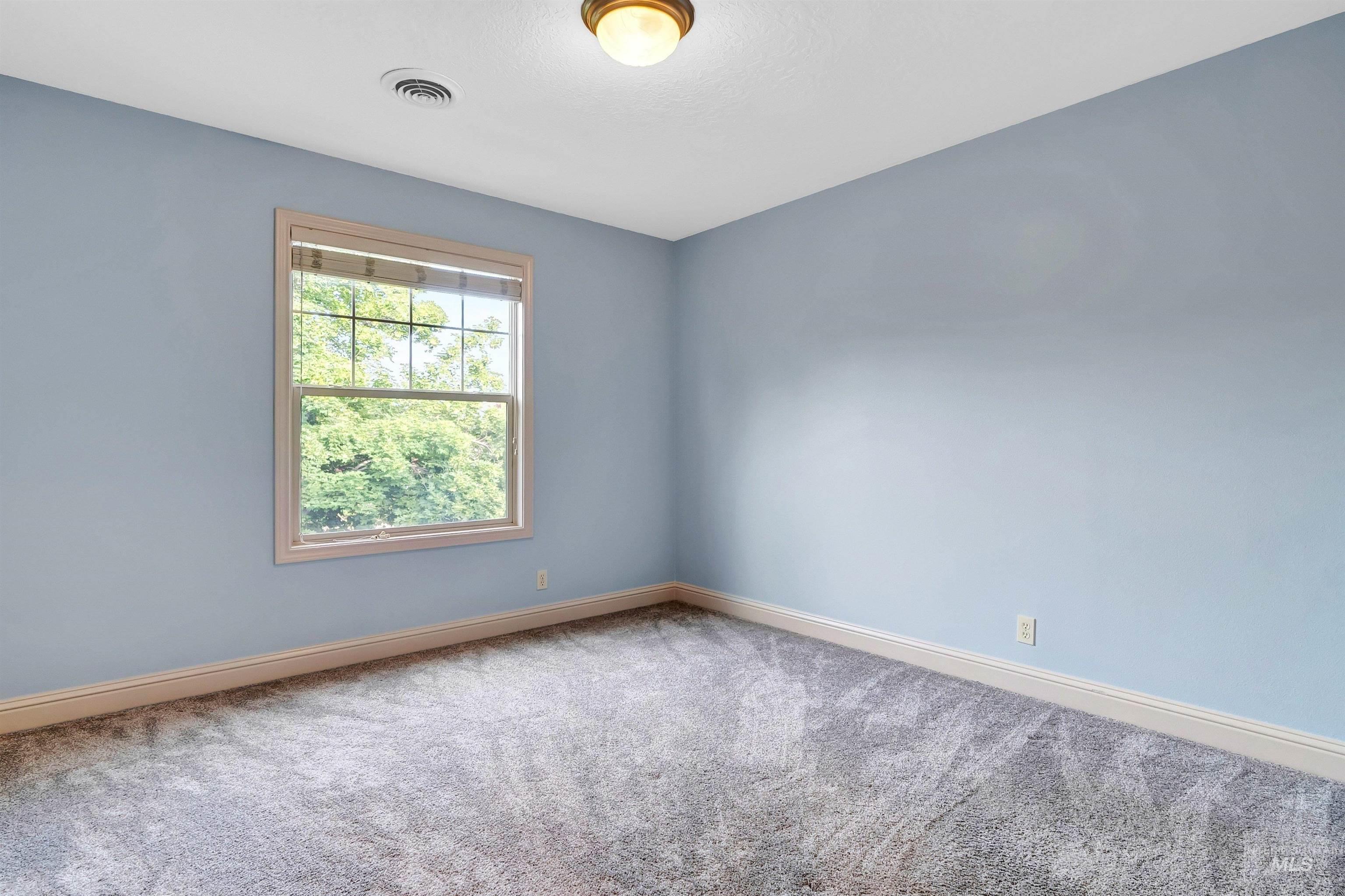 12875 N Schick's Ridge Road Property Photo 44