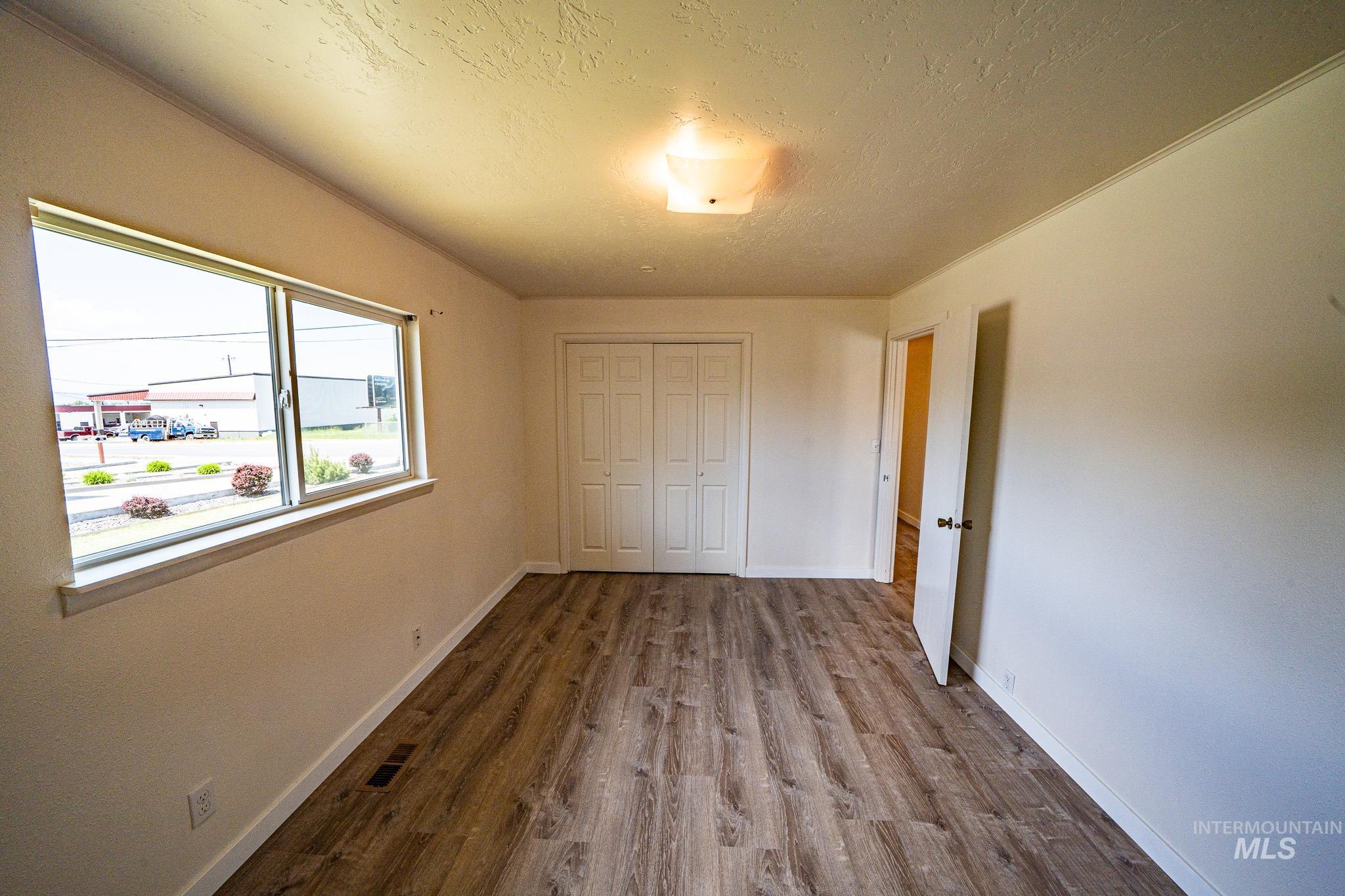 104 S Boulevard Street Property Photo 12