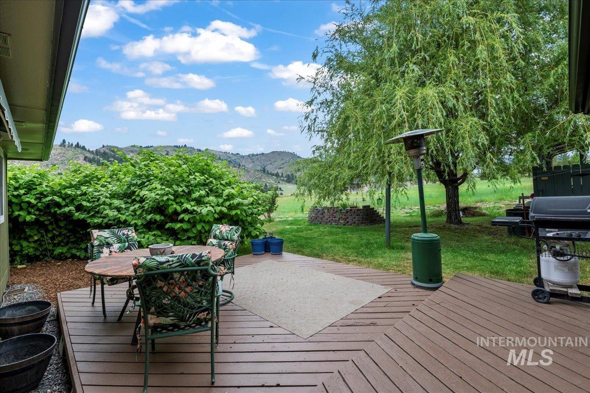 2100 Highway 21 Property Photo 24