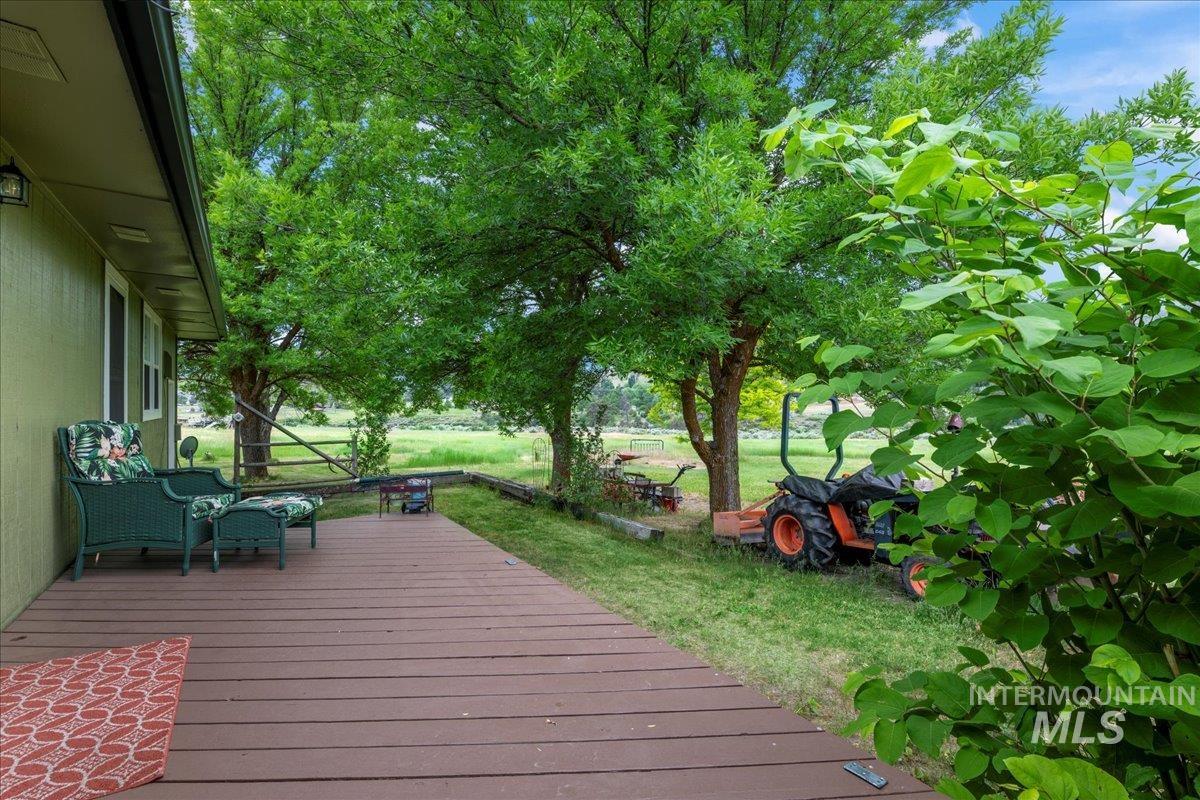 2100 Highway 21 Property Photo 27