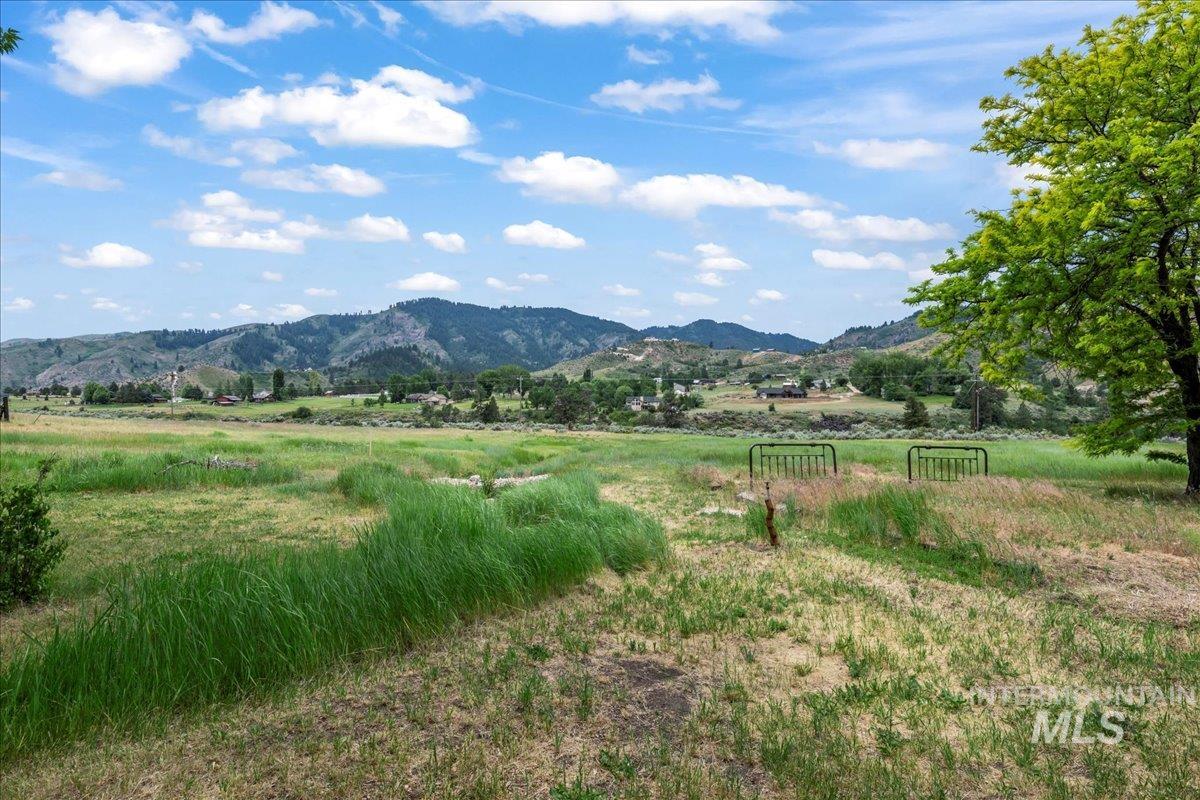 2100 Highway 21 Property Photo 29