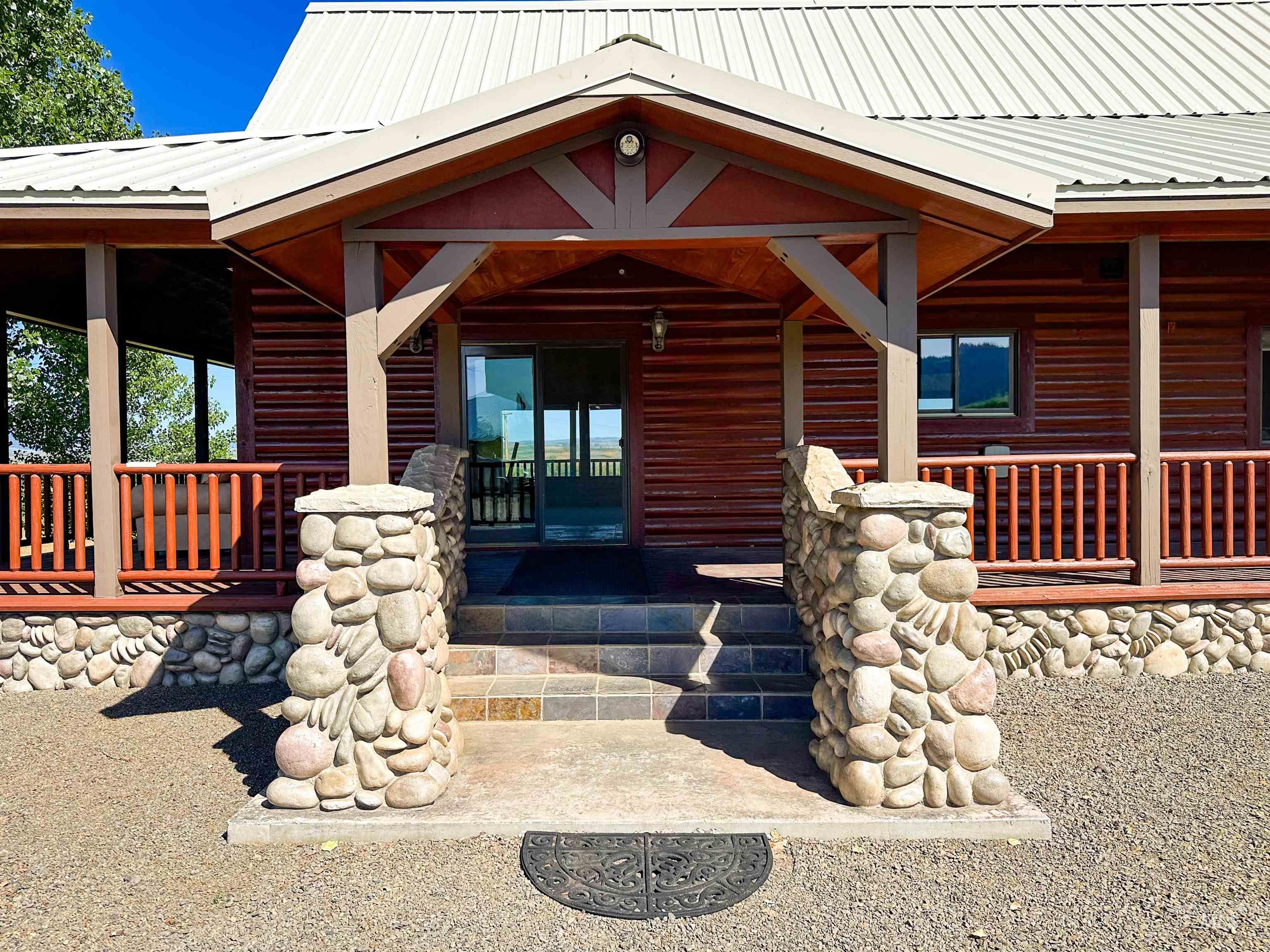 2260 Highway 95 Property Photo 6