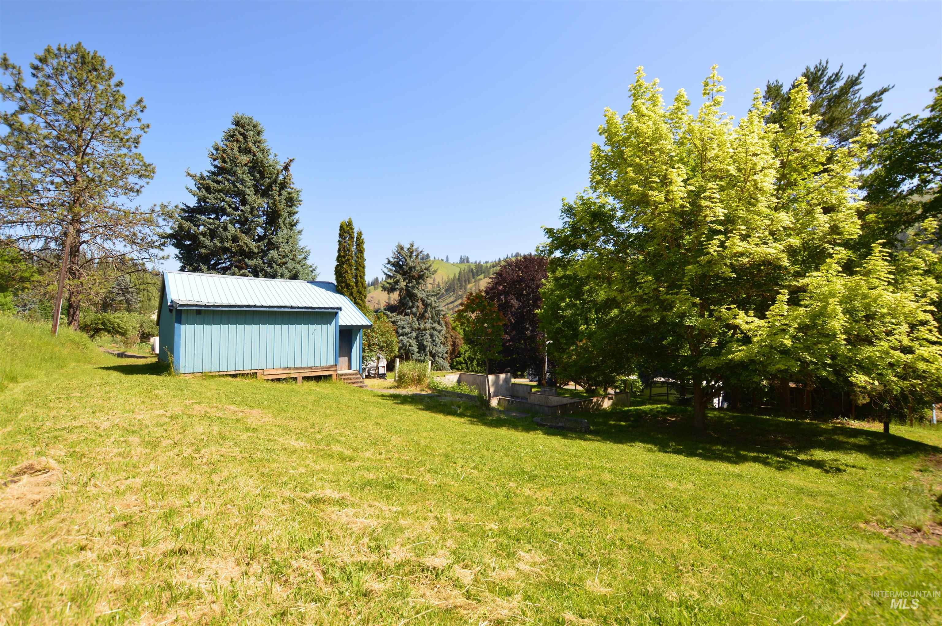 415 W Waskey Street Property Photo 6