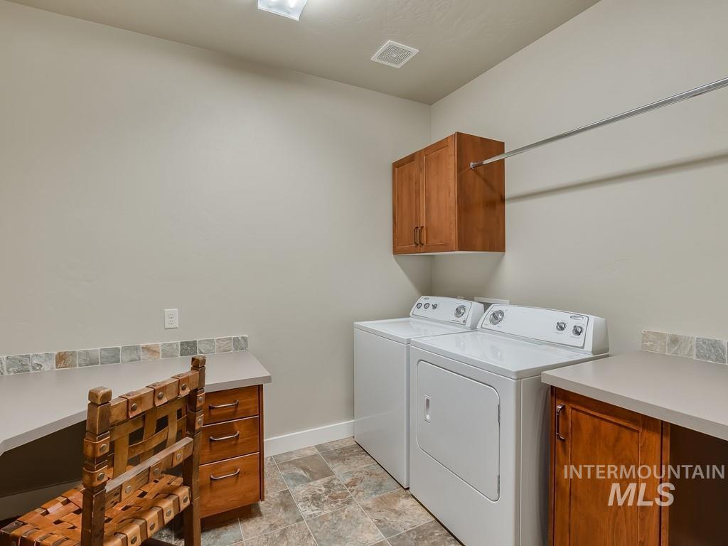 9425 W Whitecrest St Property Photo 30