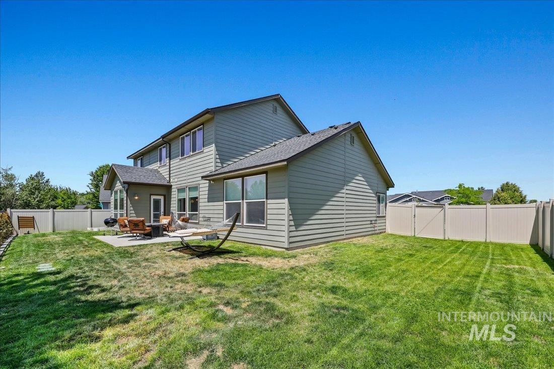 1053 W Darrah Dr Property Photo 27