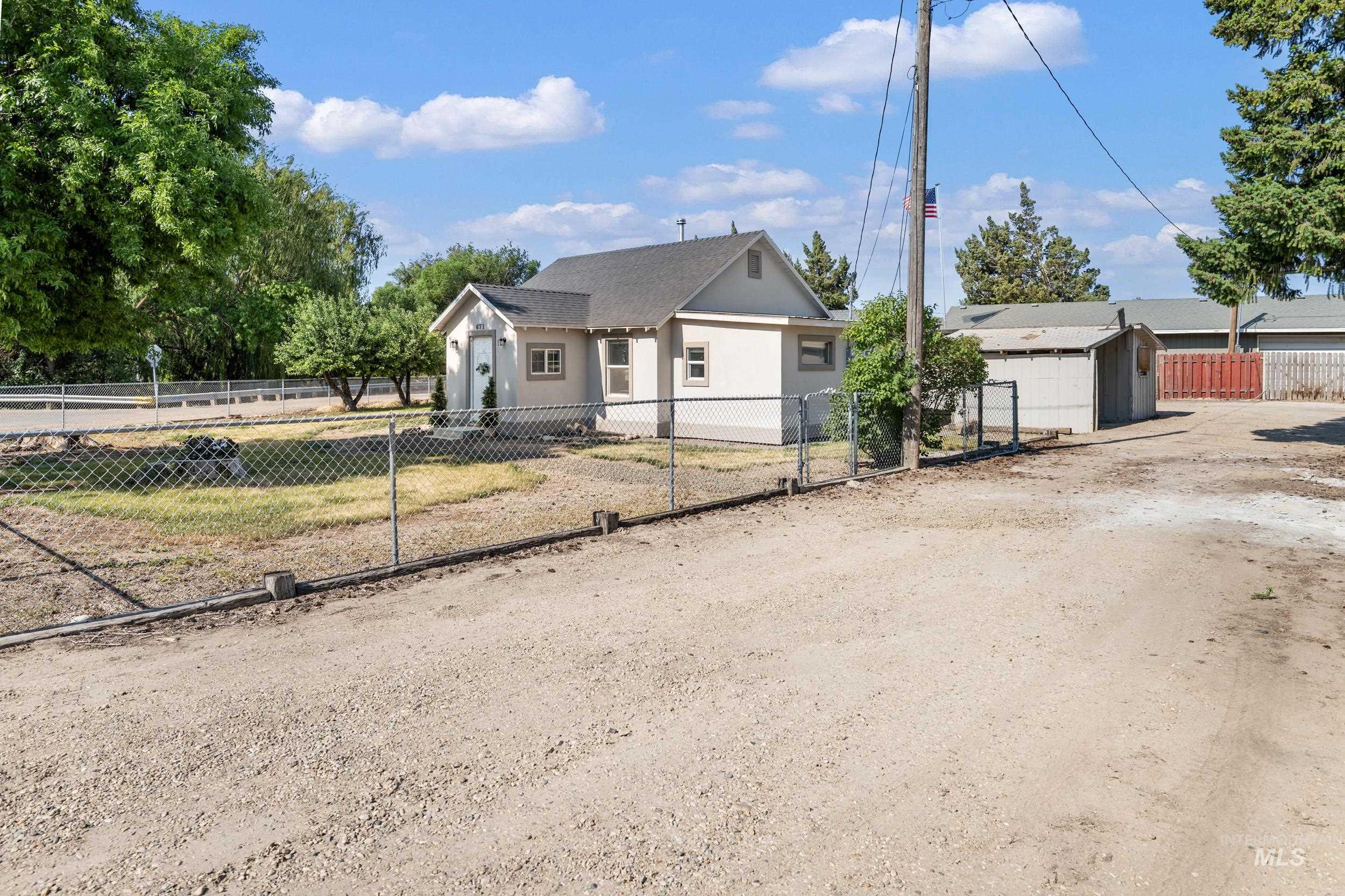 671 Notus Rd Property Photo 34