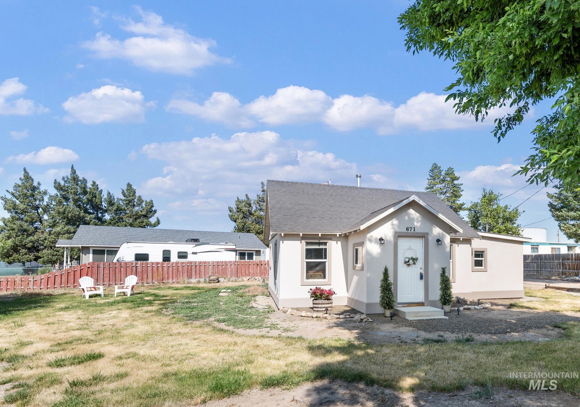 671 Notus Rd Property Photo 35
