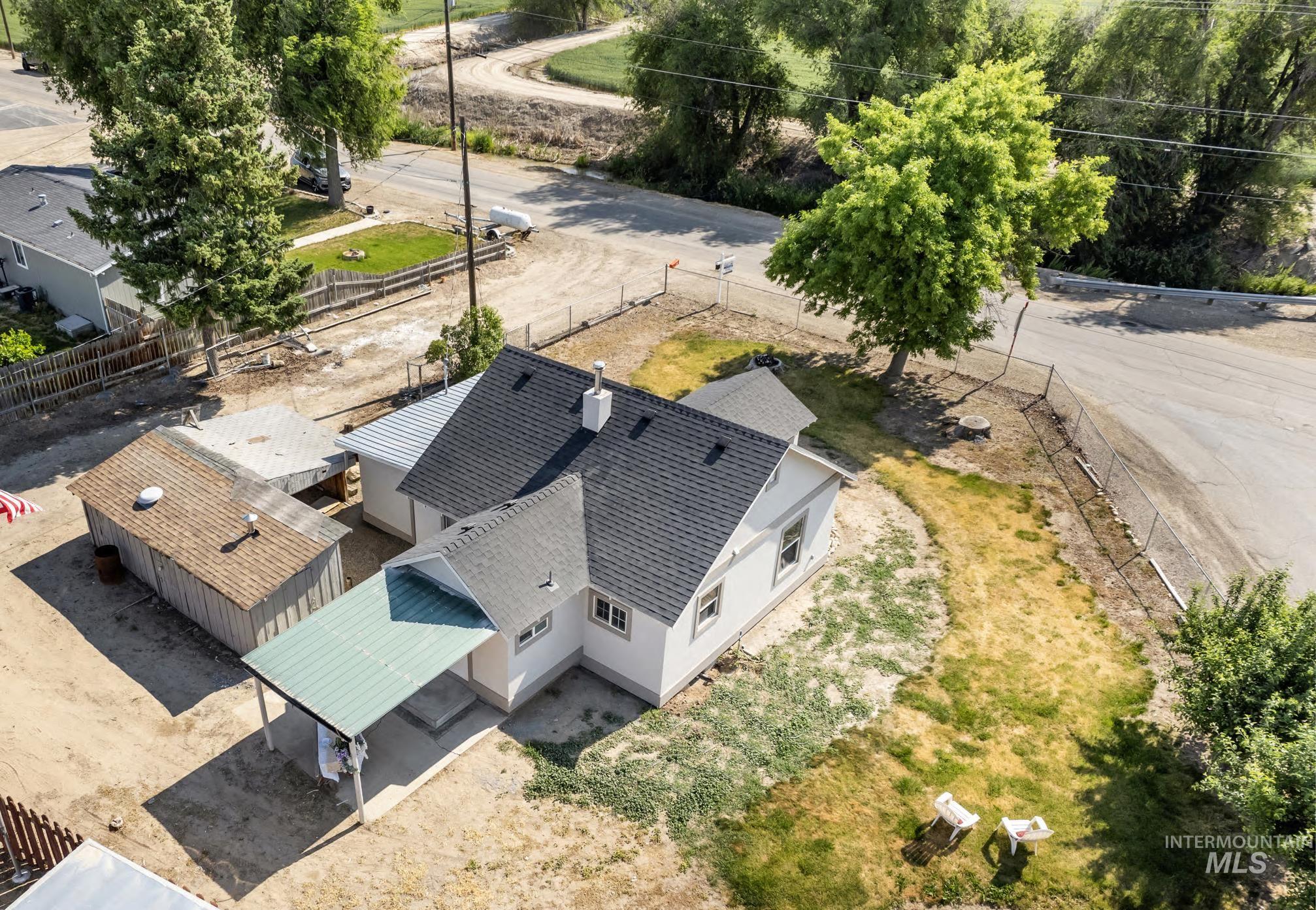 671 Notus Rd Property Photo 41