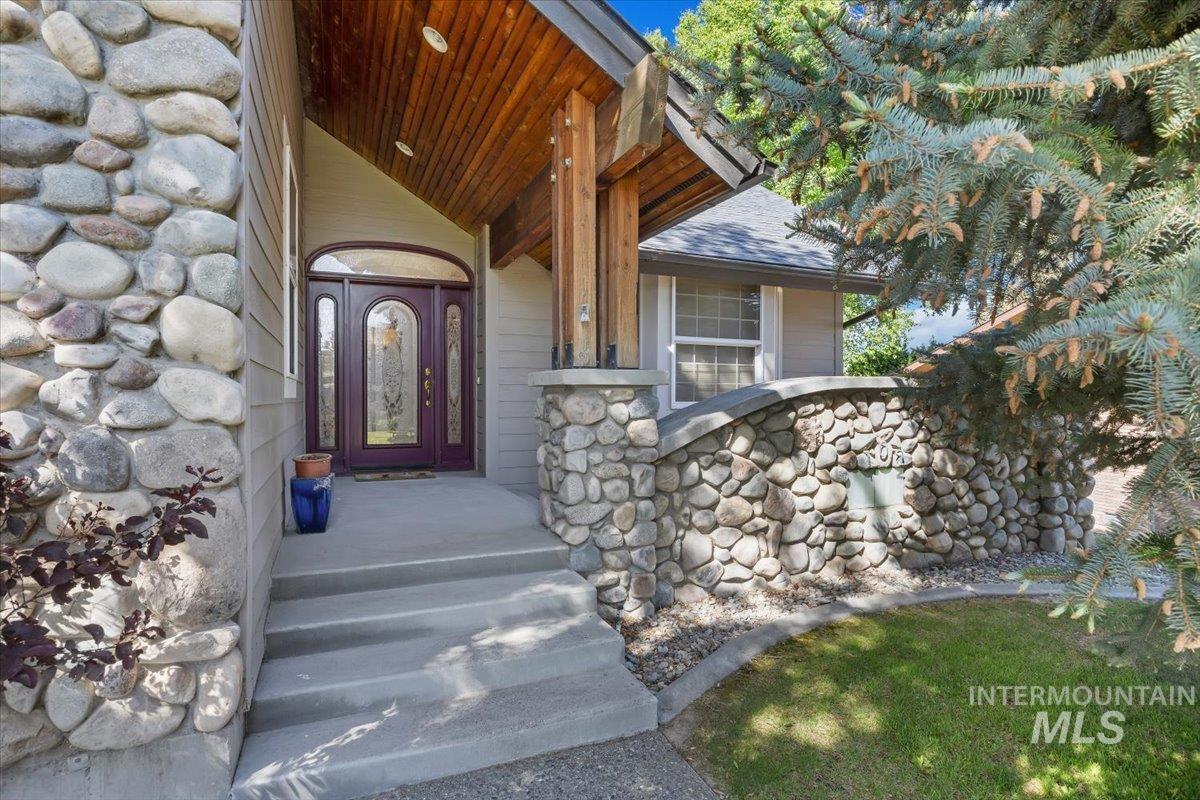102 Winged Foot Rd Property Photo 5