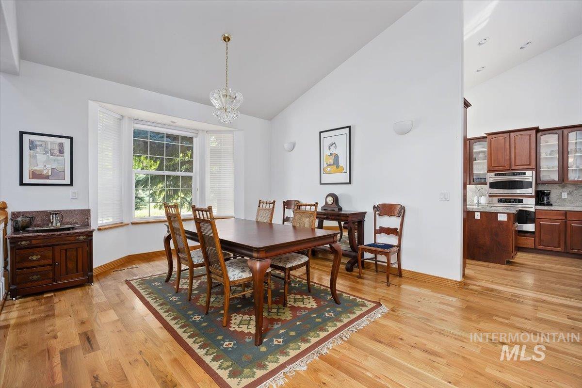 102 Winged Foot Rd Property Photo 12