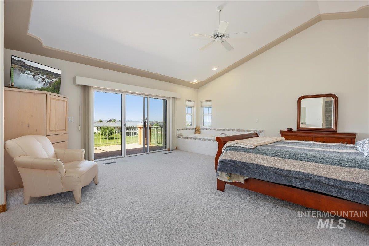 102 Winged Foot Rd Property Photo 24