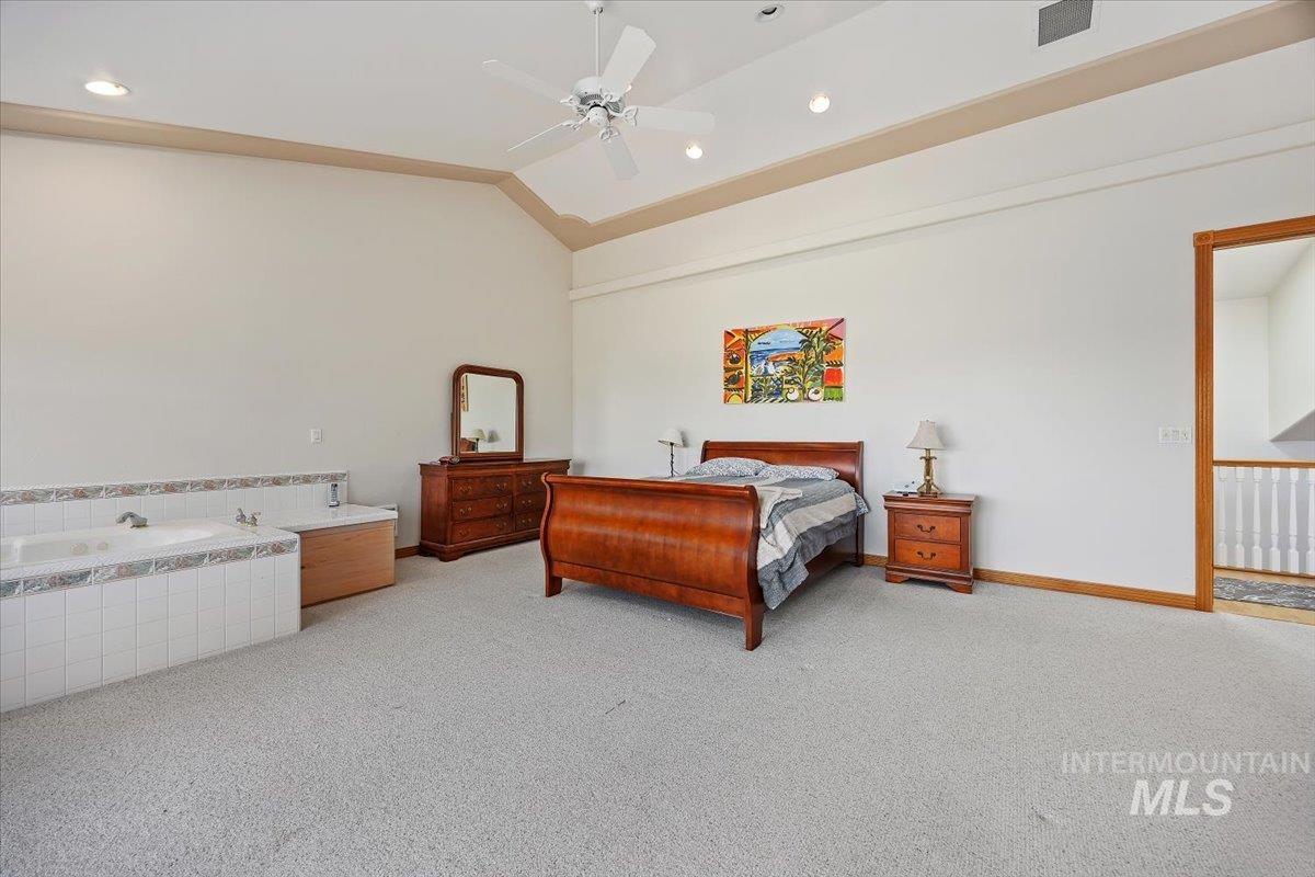 102 Winged Foot Rd Property Photo 25