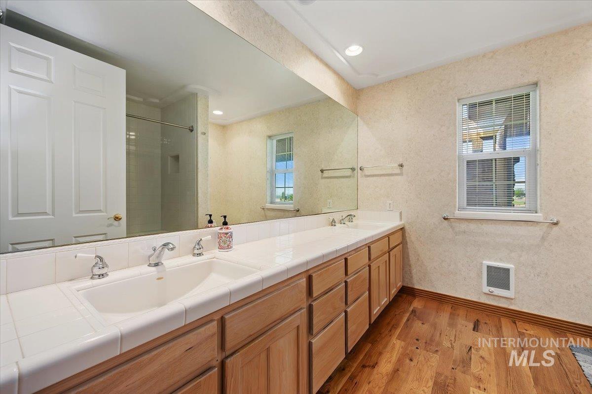 102 Winged Foot Rd Property Photo 33