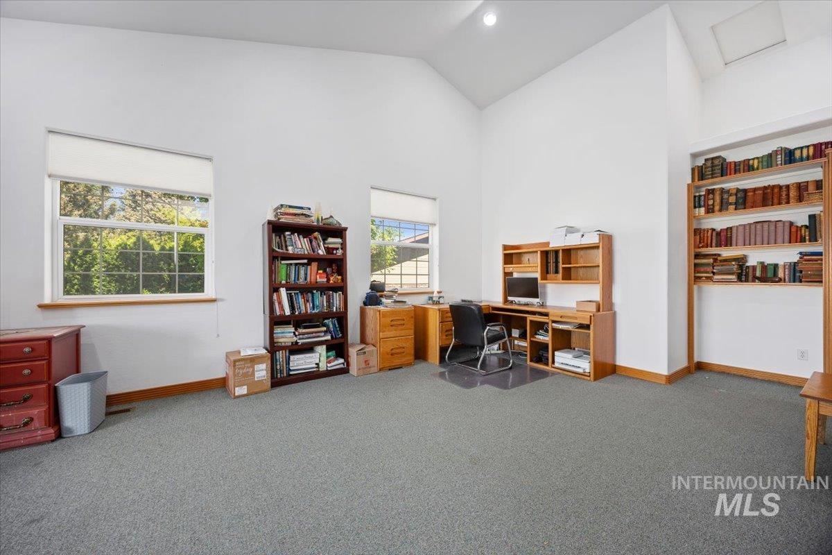 102 Winged Foot Rd Property Photo 36