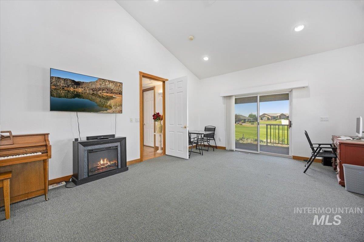 102 Winged Foot Rd Property Photo 37