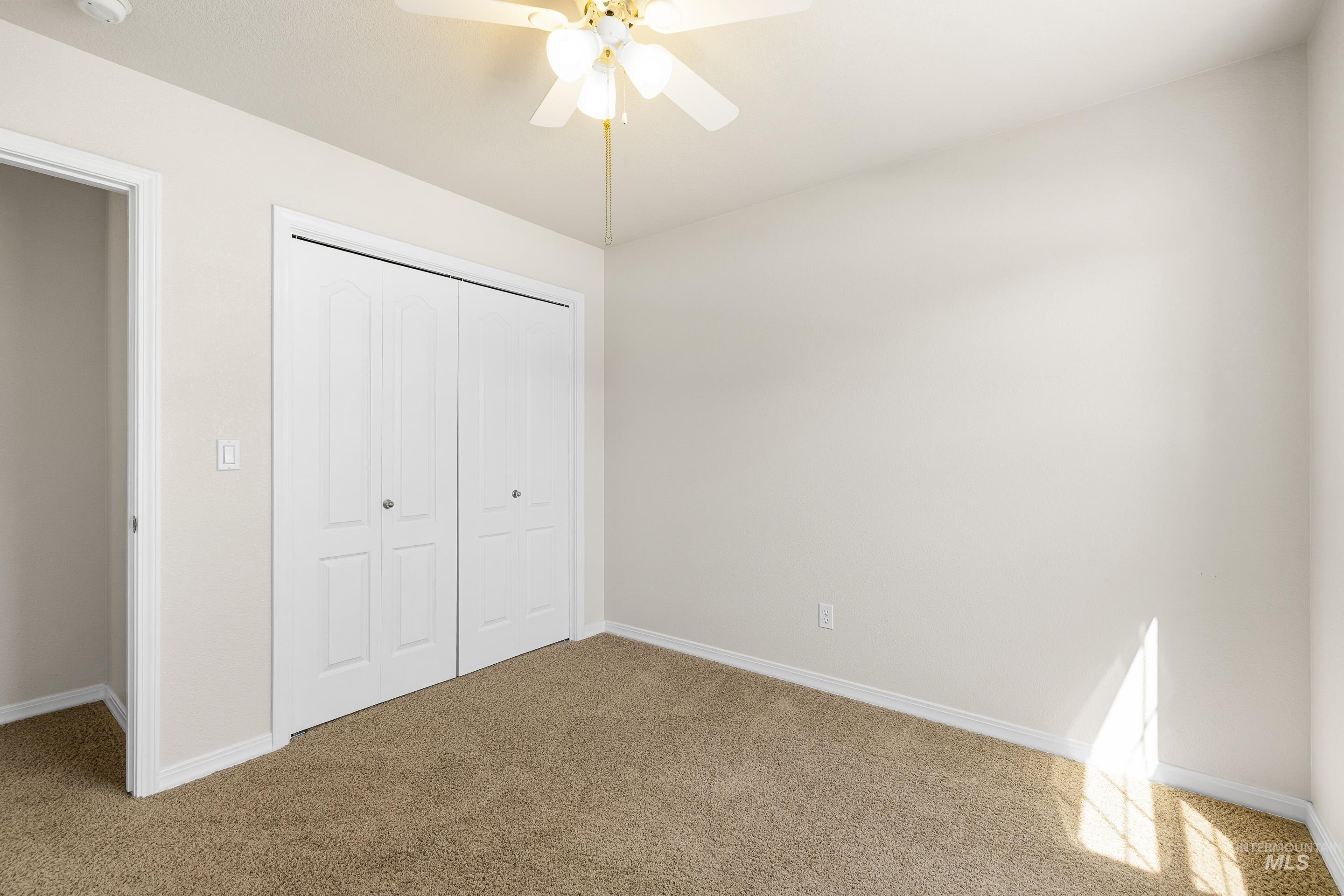 2164 E Roaring Creek Property Photo 29