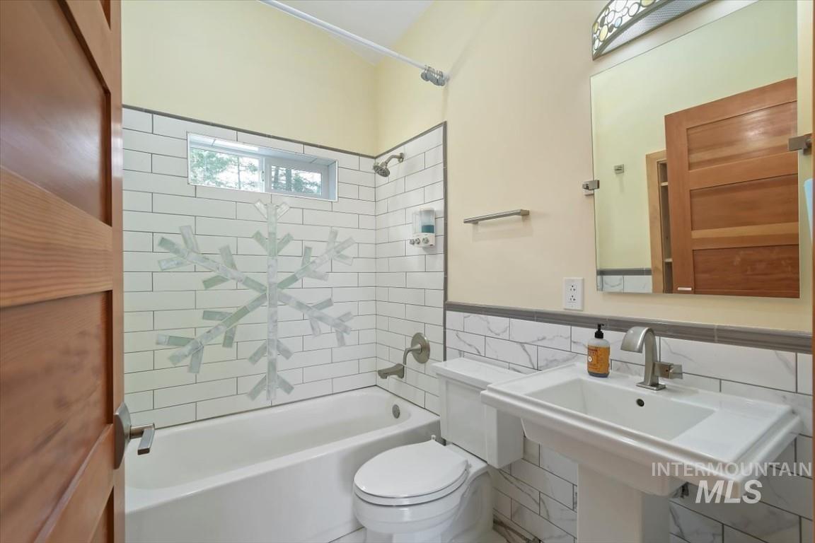 600 Clear Creek Rd Property Photo 21