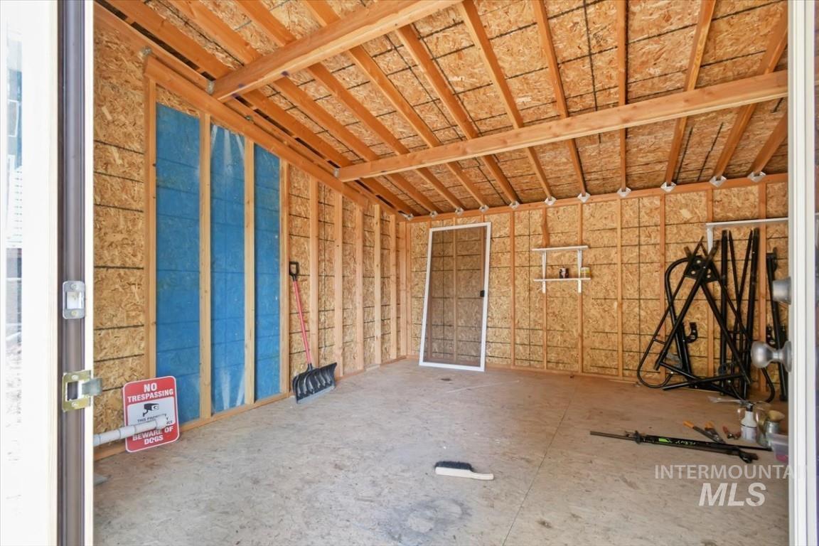 600 Clear Creek Rd Property Photo 36