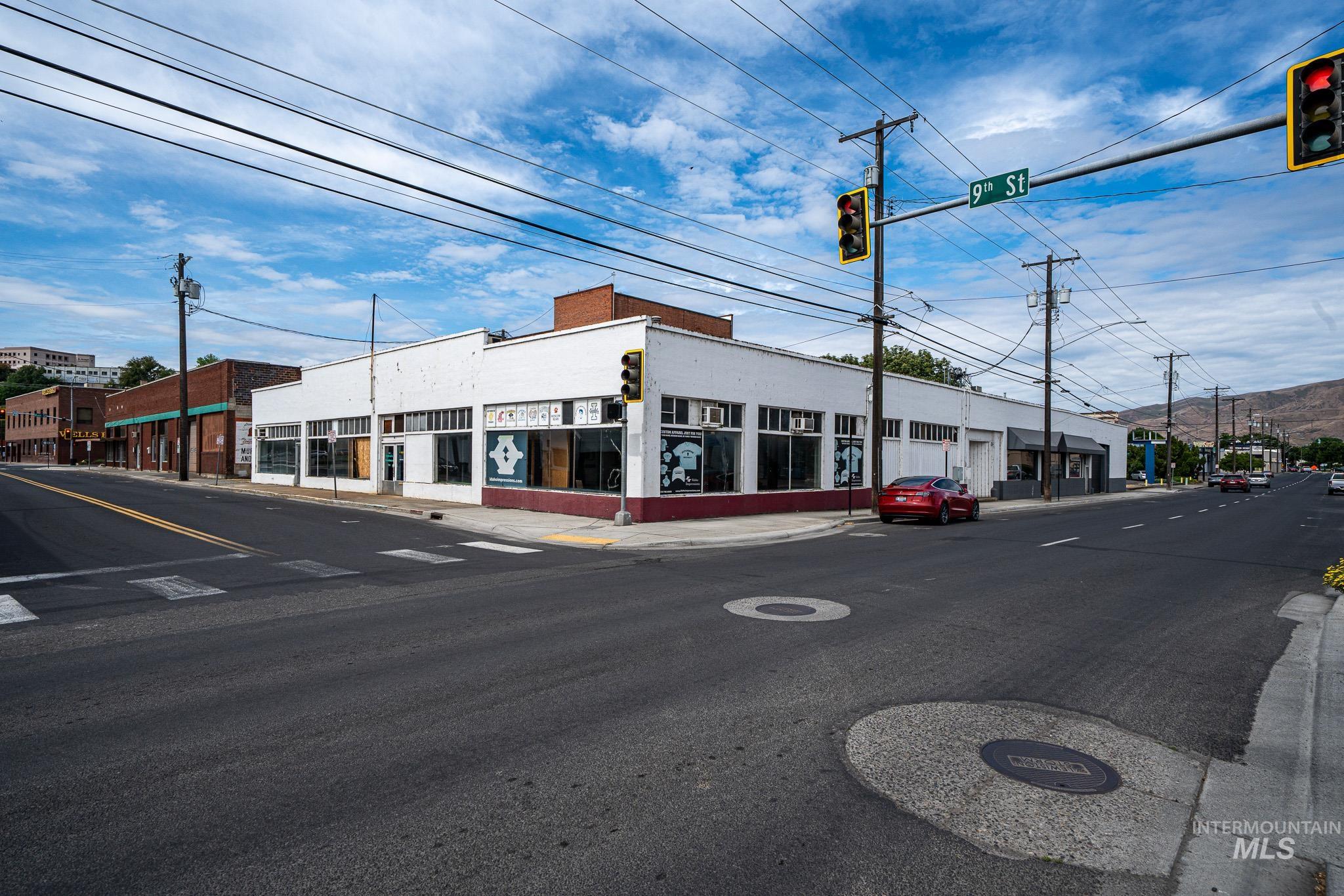 844 D Street Property Photo