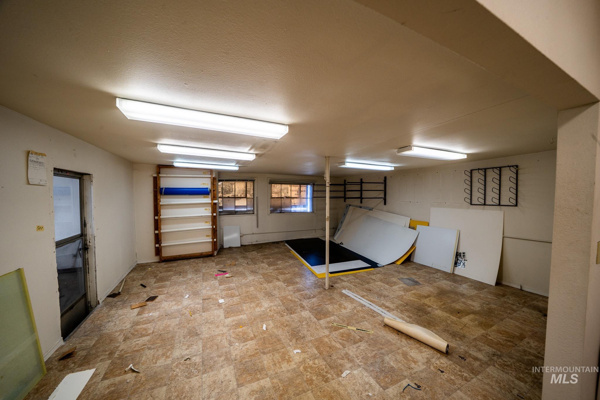 844 D Street Property Photo 18
