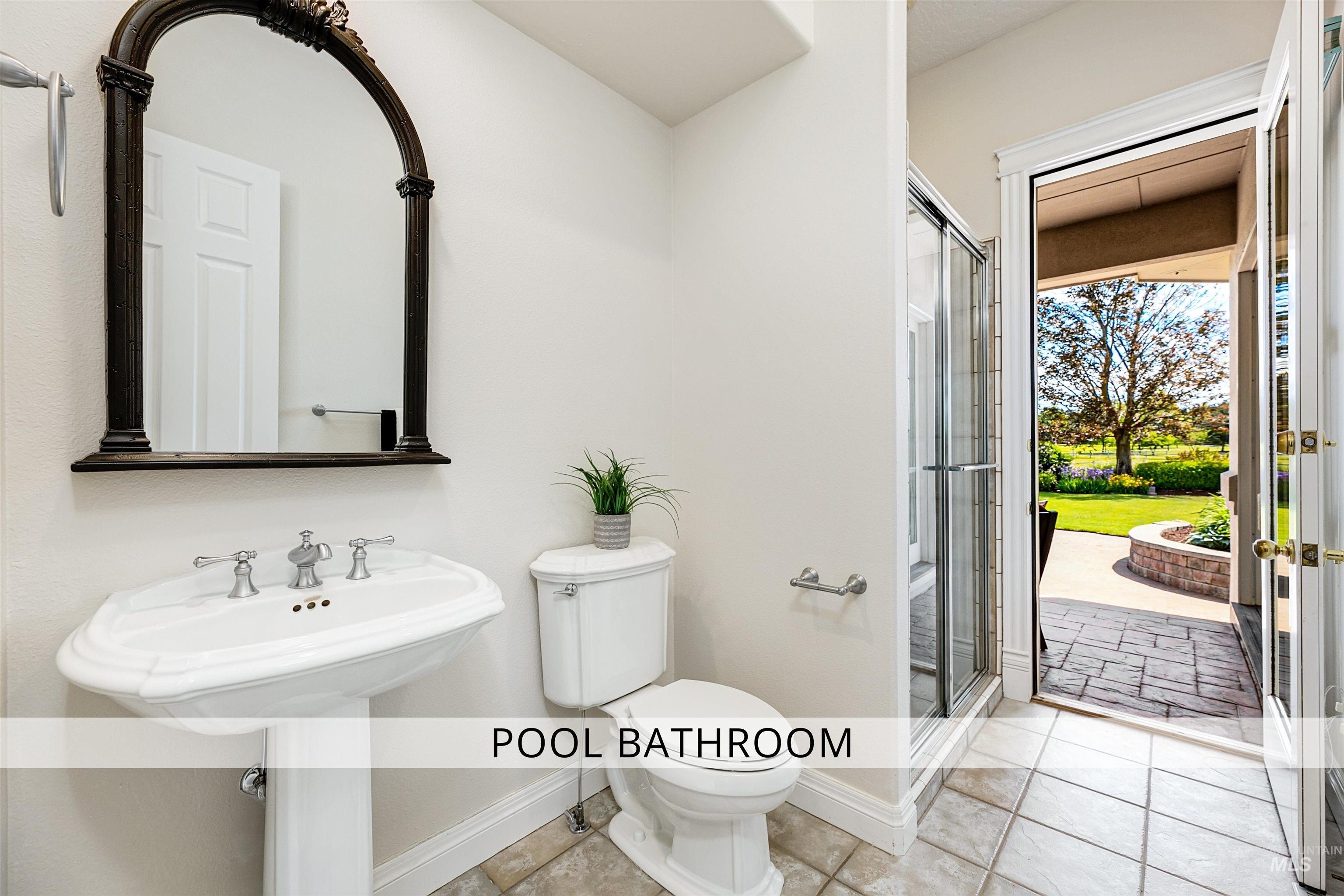 3586 N Croft Way Property Photo 14