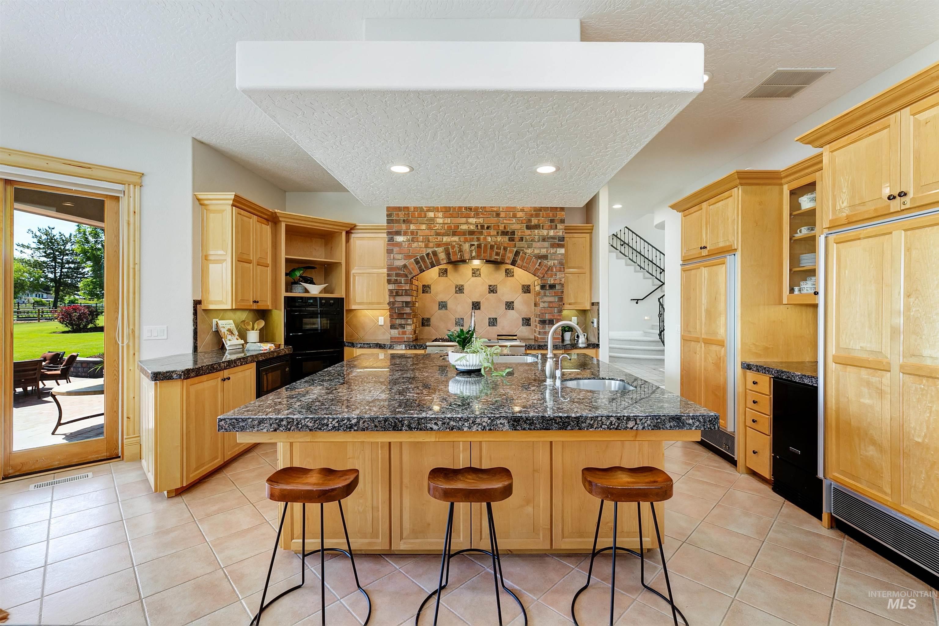 3586 N Croft Way Property Photo 18