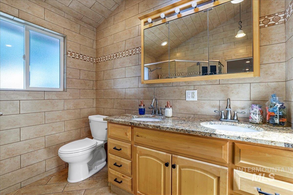 1011 Filer Ave W Property Photo 18