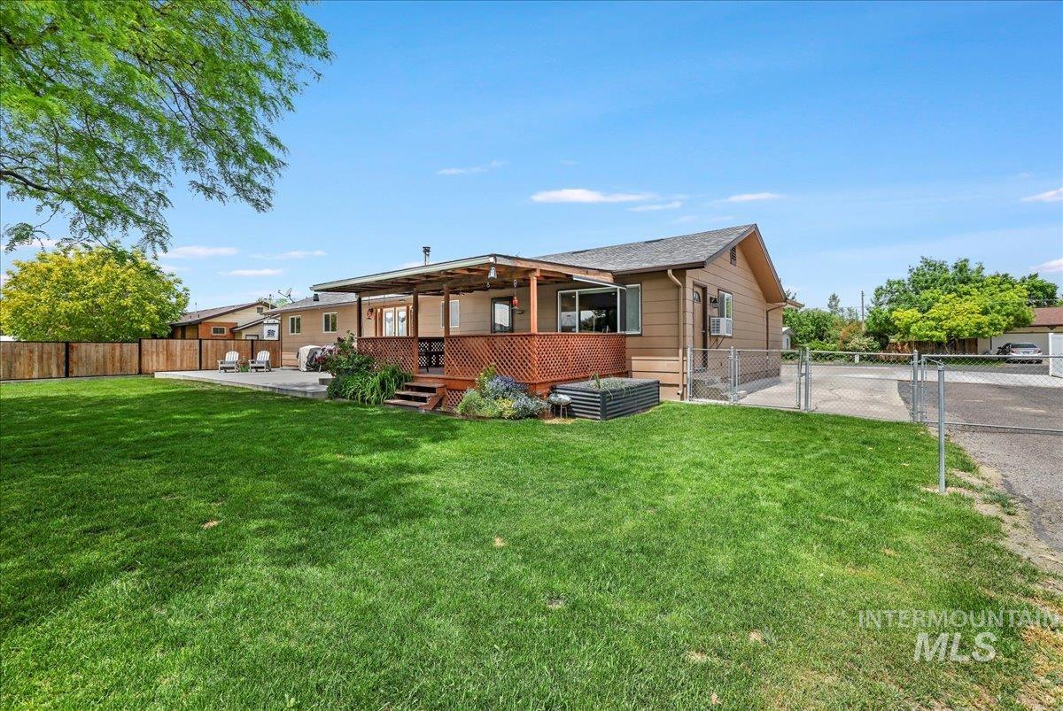 1011 Filer Ave W Property Photo 33
